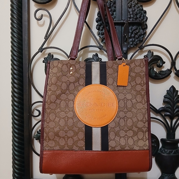 Coach Dempsey Signature Jaquard Stripe/Logo Patch Tote Bag #1917 - Picture 2 of 13